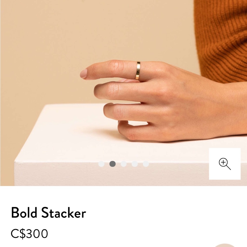 Mejuri bold stacker size 8